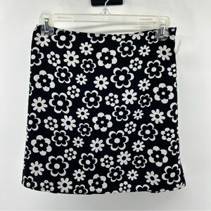 Hollister Mini Skirt Women’s Juniors Small Black White Flowers Boho Casual NWT